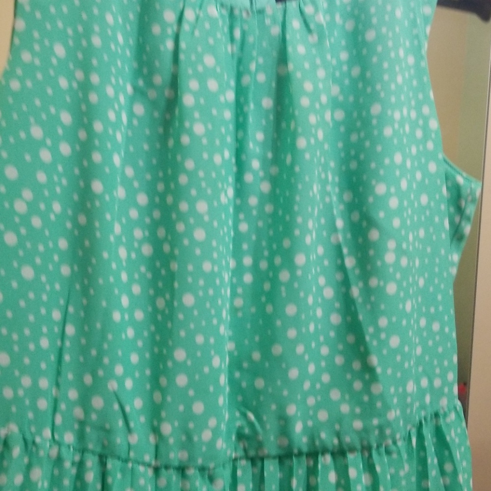 Dress - Picture 2 of 4